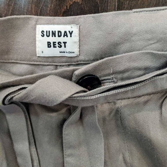 Aritiza Sunday Best Culottes - Picture 2 of 3